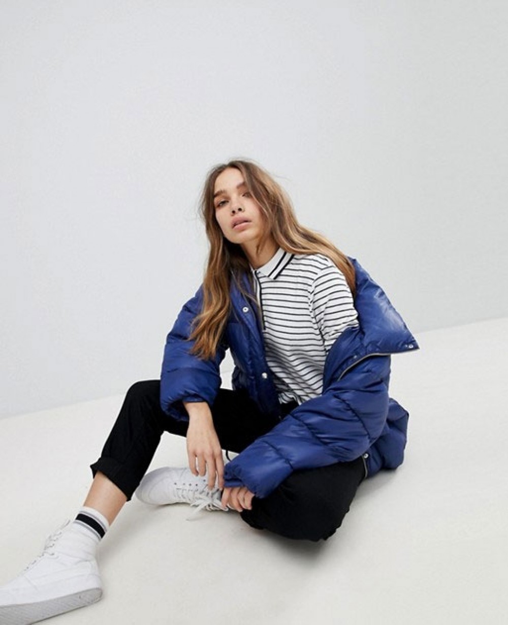 fashionable-women-polo-shirt-with-black-stripped-ro-2600-20-_4_